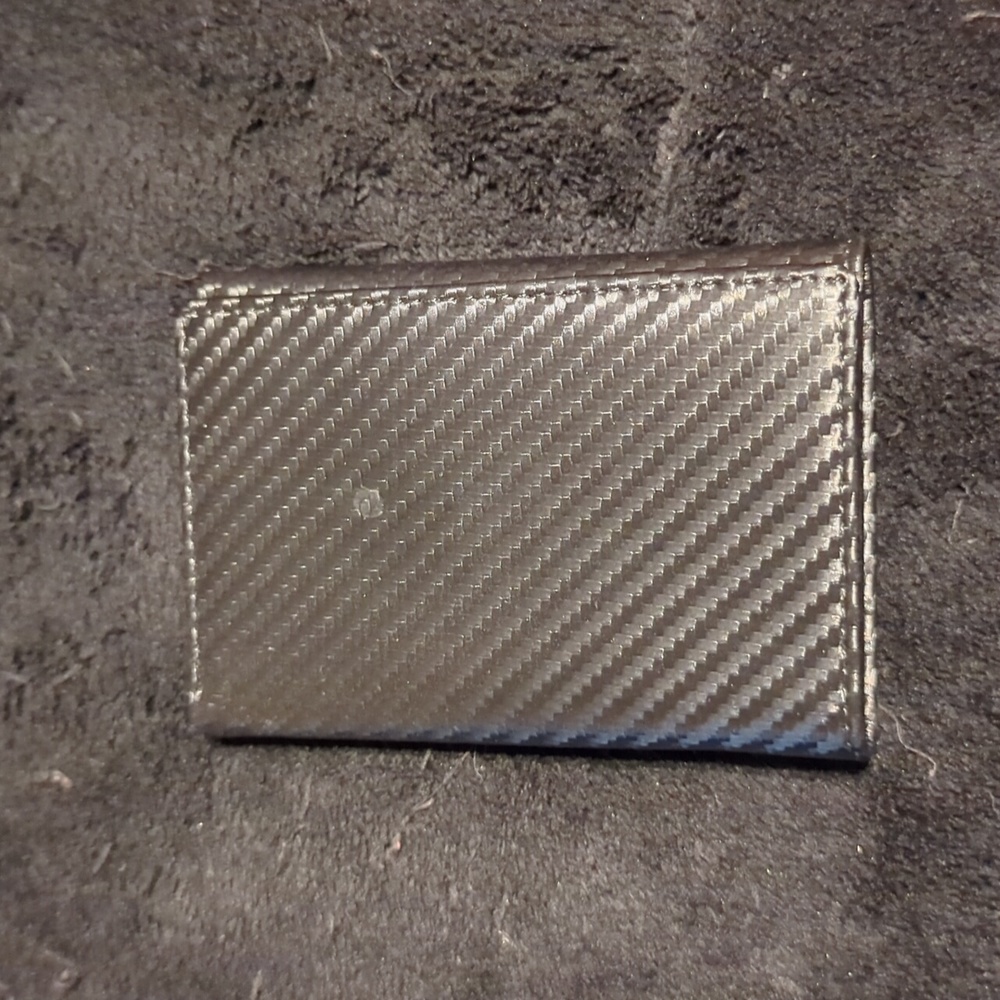 Mens trifold wallet